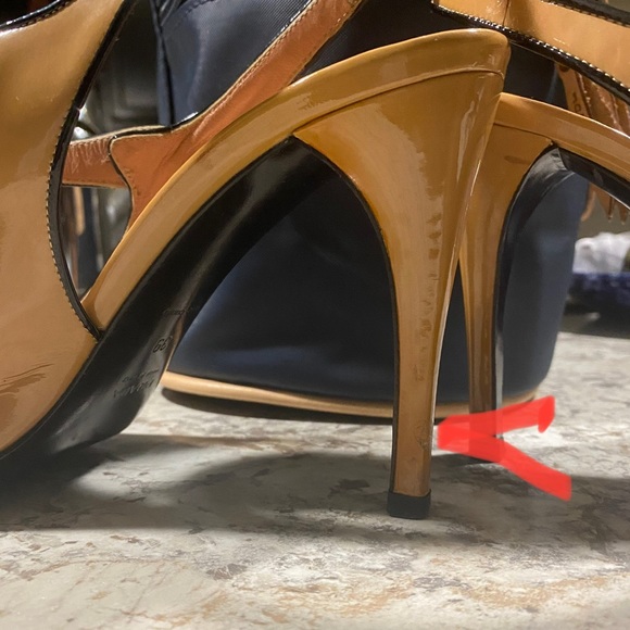 Prada Patent Leather Heels - Picture 5 of 6